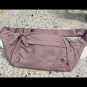 Lulu lemon Fanny pack